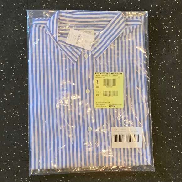 NWT J Crew Factory High-low relaxed button-up top - Picture 5 of 5